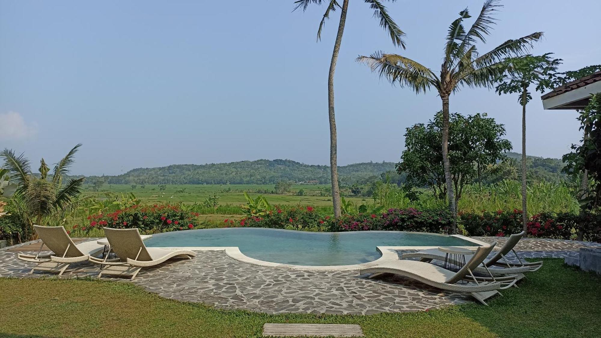 Sunmoonstarvillas Yogyakarta Jarakan Exteriör bild
